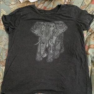 Fifth Sun Gray Graphic Short Sleeve Tee